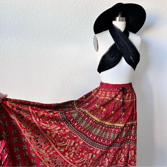 VINTAGE 1970S MULTI PRINTED RED BOHEMIAN MAXI SKIRT - Picture 2 of 7